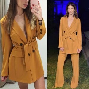 Zara Belted Blazer Size XS